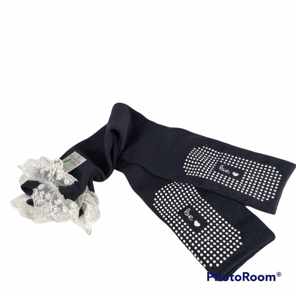 STICKY BE SOCKS BLACK and White Lace CUTE SOCKS ONE SIZE FITS ALL NEW